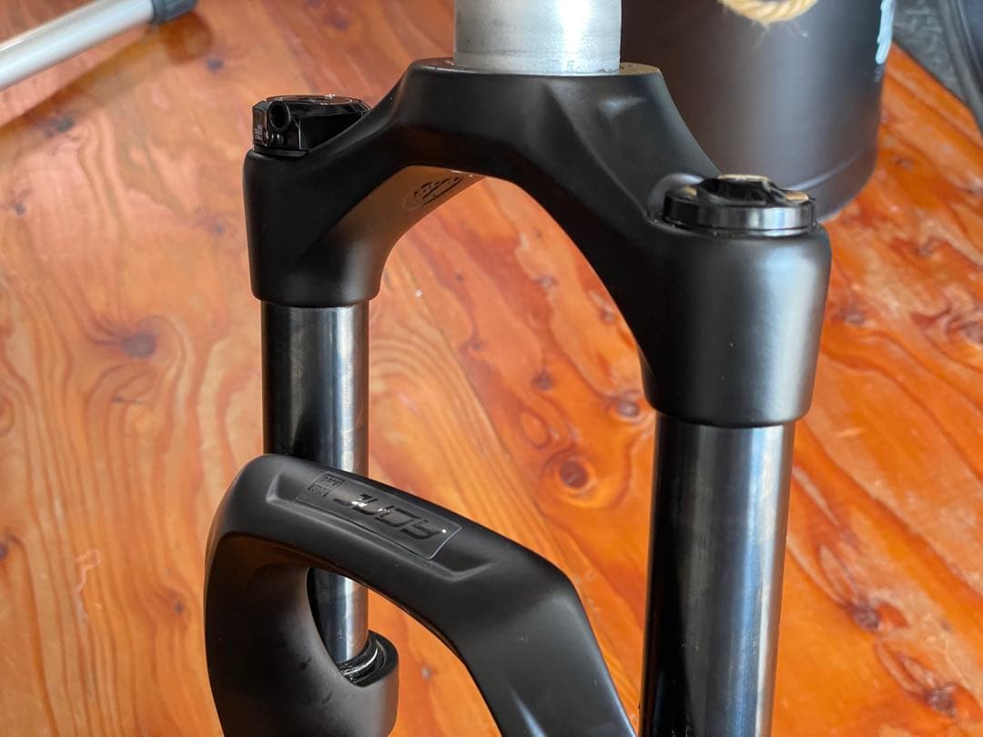 パーツ RockShox Judy Silver 29er 100mm 15x110mm