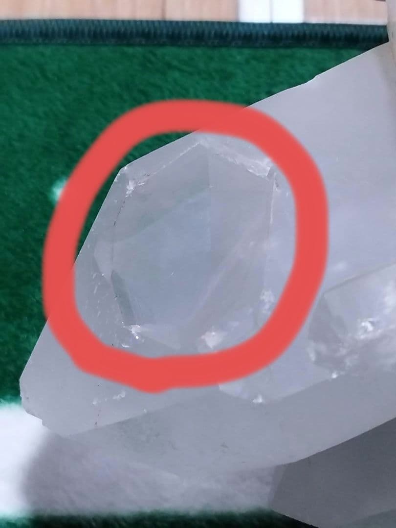 水晶　クリスタル　原石　ポイント　鉱石　クラスター