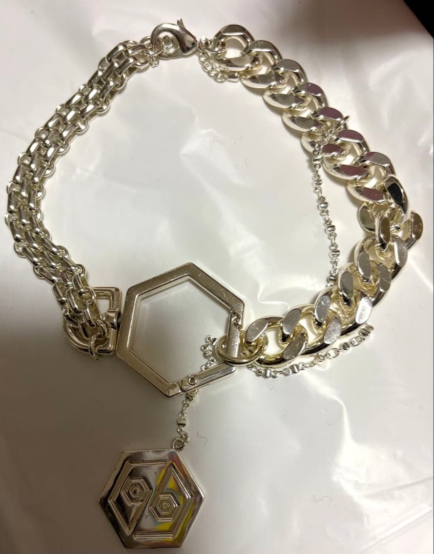 女王蜂 qb Luxury Chain Choker
