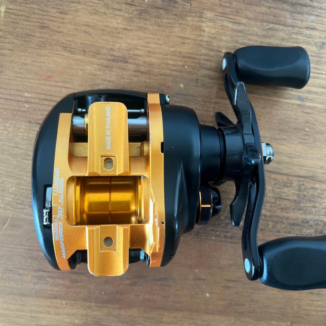 ダイワ　daiwa t3 sv 8.1 l-tw 左　美品　ベタつきなし